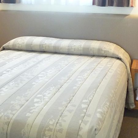 Colonial Inn Motel Christchurch Ngoại thất bức ảnh