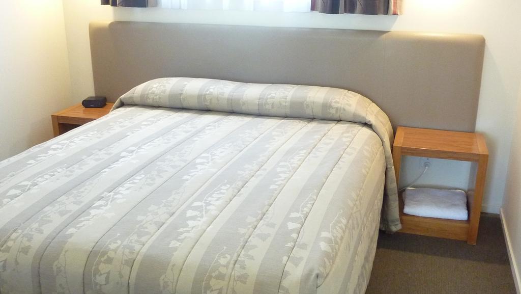 Colonial Inn Motel Christchurch Ngoại thất bức ảnh