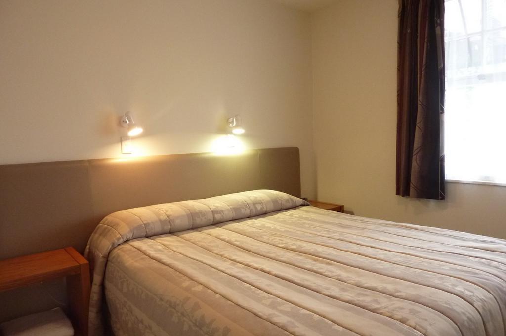 Colonial Inn Motel Christchurch Phòng bức ảnh